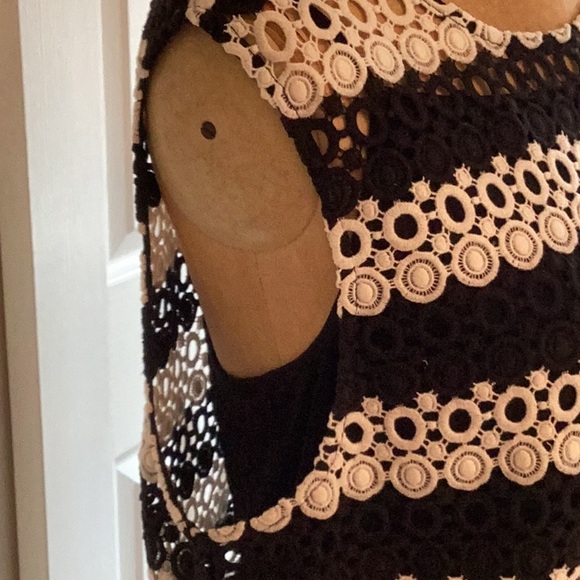 Top - Picture 3 of 6